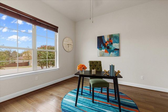 138 Challis CT, Austin, TX 78737