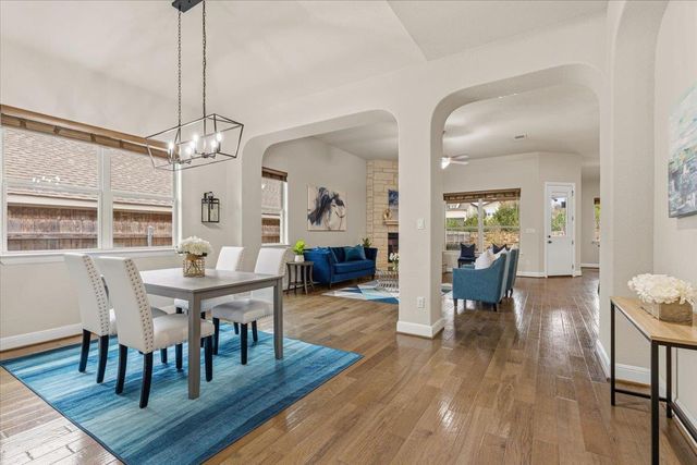 138 Challis CT, Austin, TX 78737