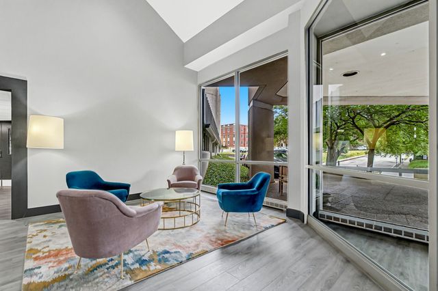 900 19th Ave S Apt 309, Nashville, TN 37212