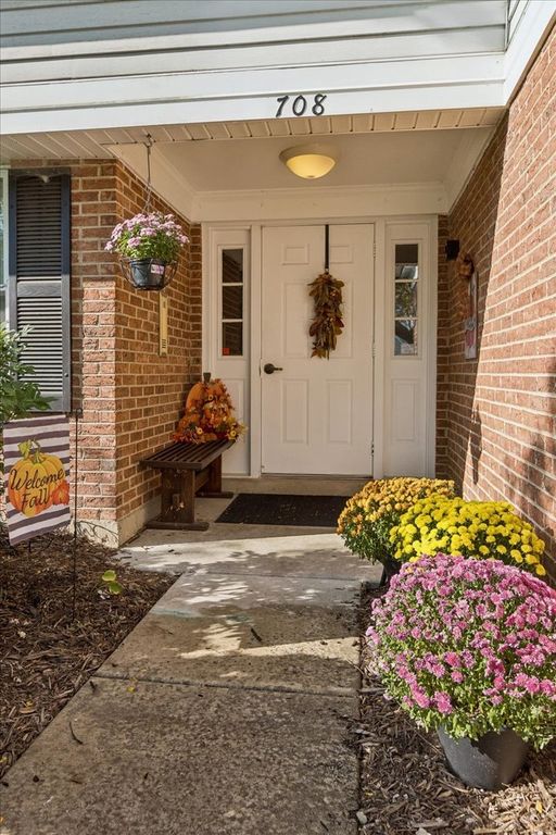 708 Burr Oak Lane B, Prospect Heights, IL 60070 — photo 2