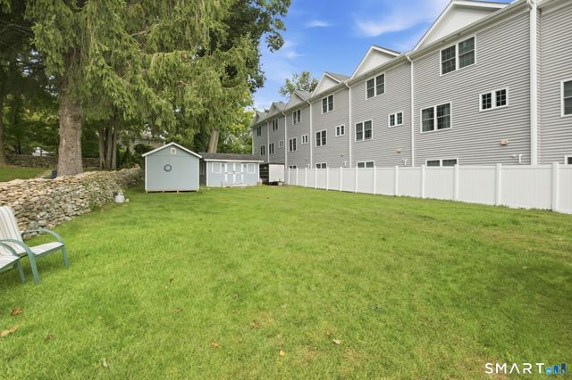 3 Beacon Square, Fairfield, CT 06825