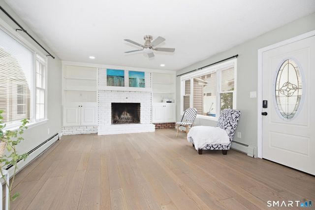 3 Beacon Square, Fairfield, CT 06825