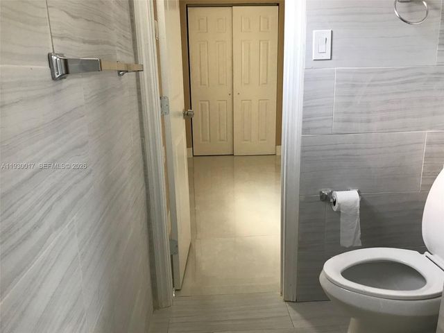 4550 SW 67th Ave 7, Miami, FL 33155