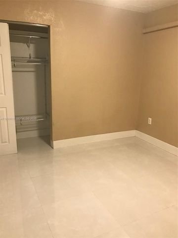 4550 SW 67th Ave 7, Miami, FL 33155