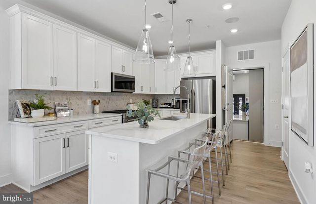 518 PARKVIEW AVE, Gaithersburg, MD 20878