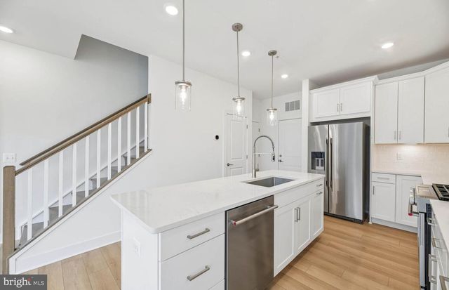 518 PARKVIEW AVE, Gaithersburg, MD 20878