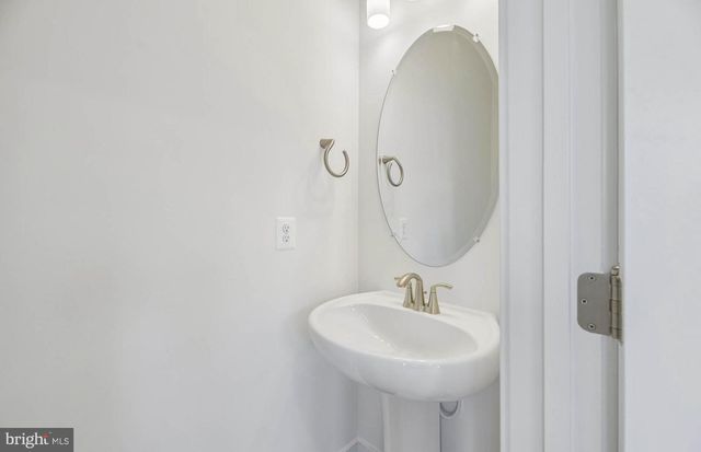 518 PARKVIEW AVE, Gaithersburg, MD 20878