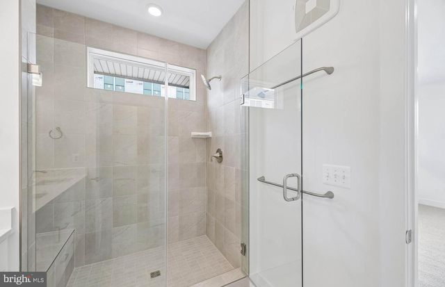 518 PARKVIEW AVE, Gaithersburg, MD 20878
