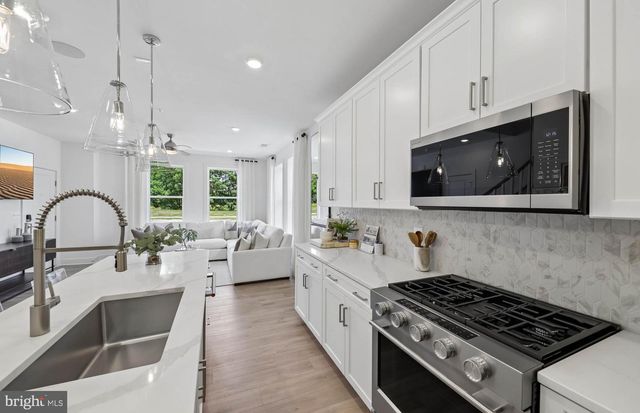 518 PARKVIEW AVE, Gaithersburg, MD 20878