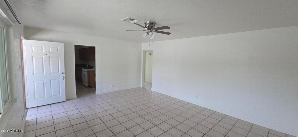10648 N 15TH Avenue, Phoenix, AZ 85029 — photo 3