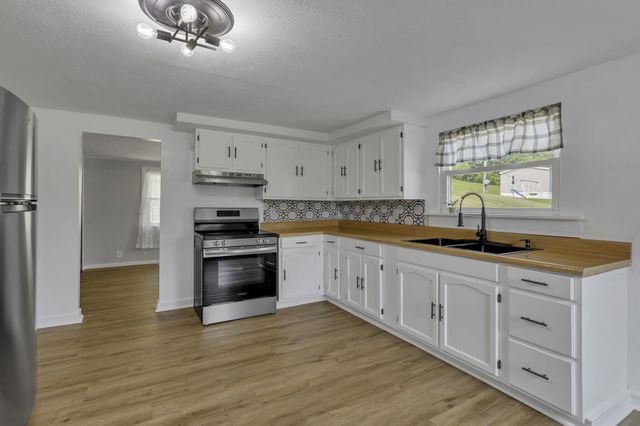 19616 North Street, Laurelville, OH 43135