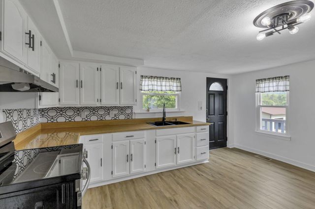 19616 North Street, Laurelville, OH 43135