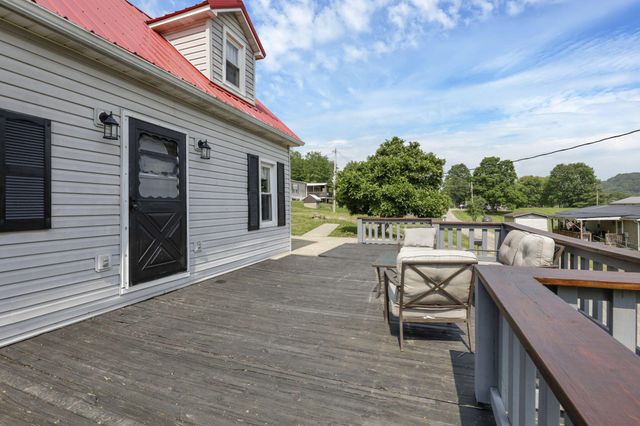 19616 North Street, Laurelville, OH 43135