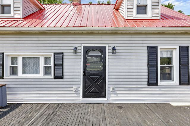 19616 North Street, Laurelville, OH 43135