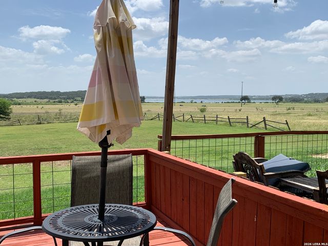 18035 FM 306 Apt 104, Canyon Lake, TX 78133