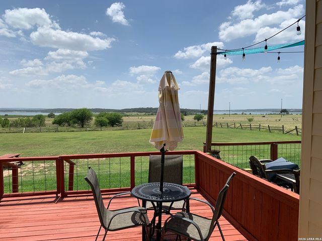 18035 FM 306 Apt 104, Canyon Lake, TX 78133
