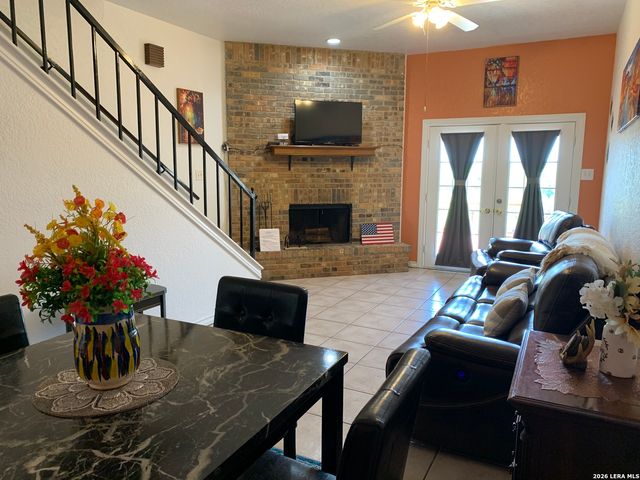 18035 FM 306 Apt 104, Canyon Lake, TX 78133