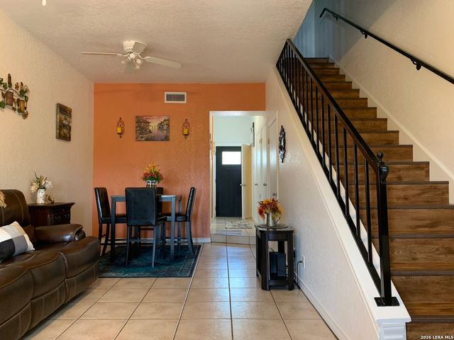 18035 FM 306 Apt 104, Canyon Lake, TX 78133