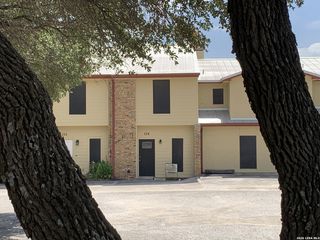 18035 FM 306 Apt 104, Canyon Lake, TX 78133