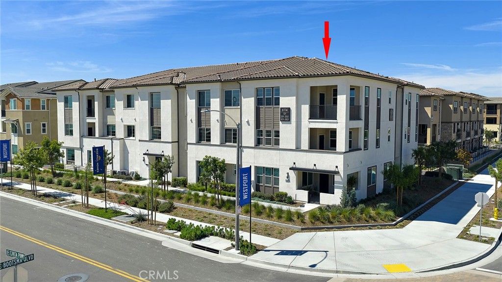 Image 2 of property listing at 12903 Paradiso Dr 301, Eastvale, CA 92880