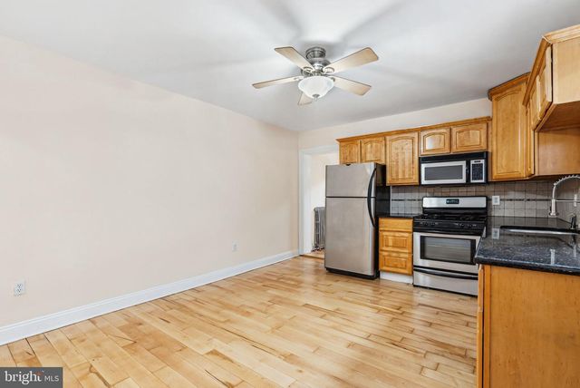 4235 MAIN ST, Philadelphia, PA 19127