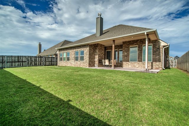 18445 Austin Place, Edmond, OK 73012