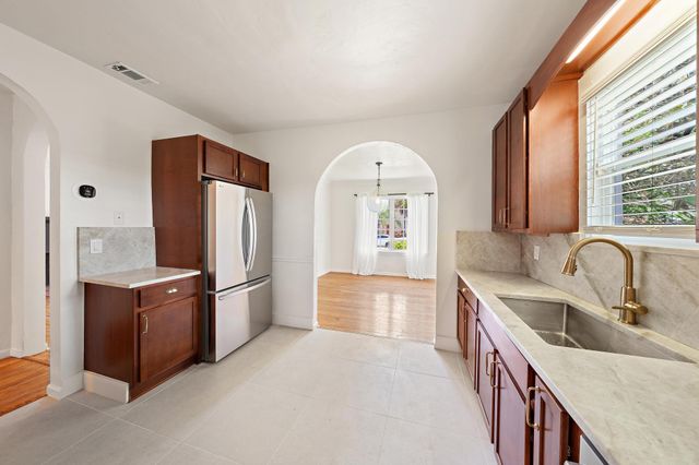 315 Hawthorne Drive, Lake Park, FL 33403