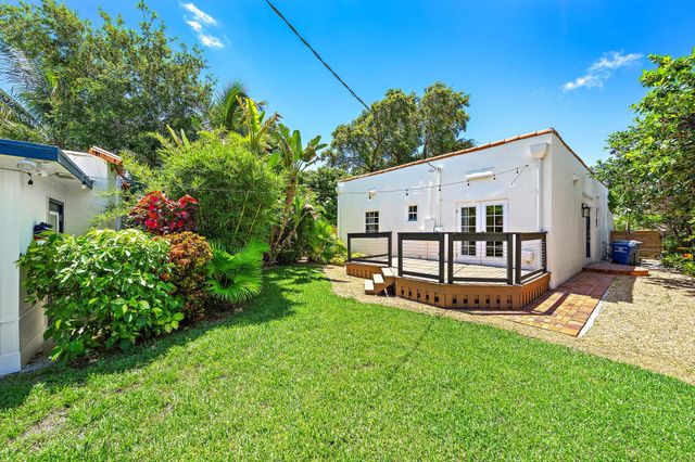 315 Hawthorne Drive, Lake Park, FL 33403