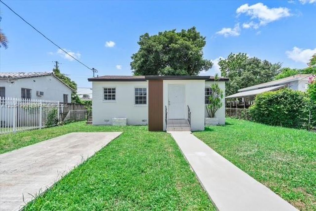 1530 NW 55th Street, Miami, FL 33142