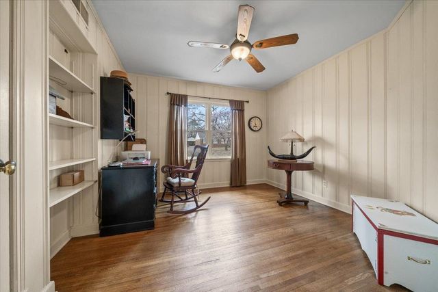 1044 KINGS PARK RD, Memphis, TN 38117