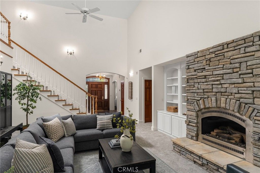 Image 13 of property listing at 897 Filbert Avenue, Chico, CA 95926
