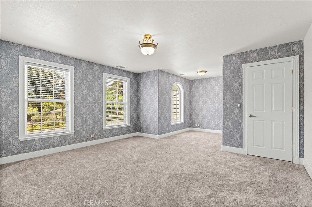 Image 39 of property listing at 897 Filbert Avenue, Chico, CA 95926