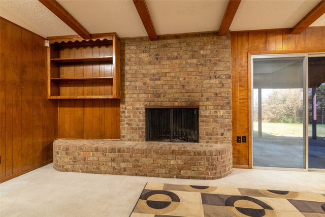 6236 Trail Lake Drive, Fort Worth, TX 76133