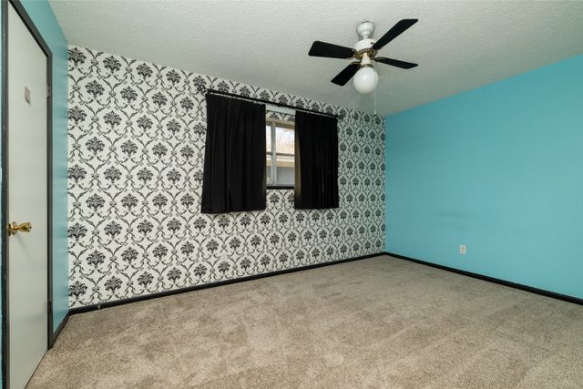 6236 Trail Lake Drive, Fort Worth, TX 76133