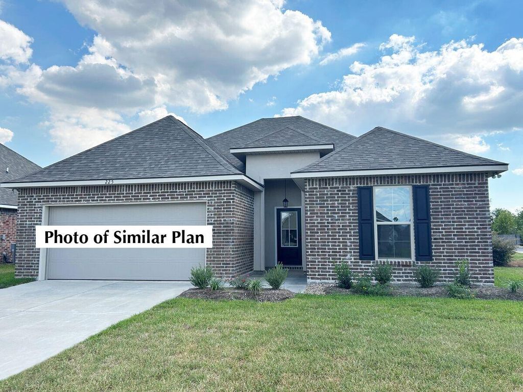 14 Bon Ami Drive, Freeport, FL 32439