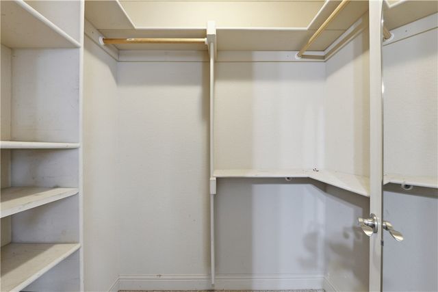 8750 Pageant Drive, Rogers, AR 72756