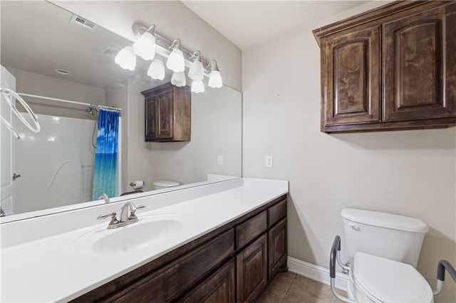 8750 Pageant Drive, Rogers, AR 72756