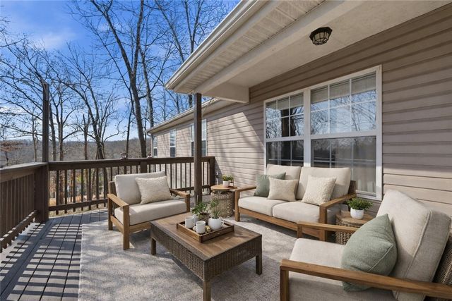 8750 Pageant Drive, Rogers, AR 72756