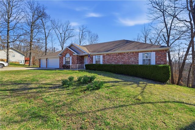 8750 Pageant Drive, Rogers, AR 72756