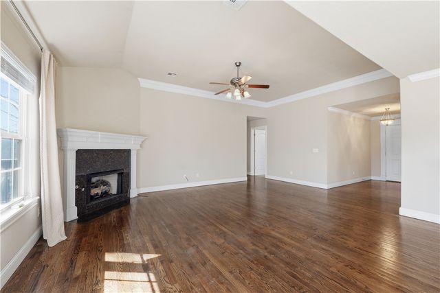 8750 Pageant Drive, Rogers, AR 72756