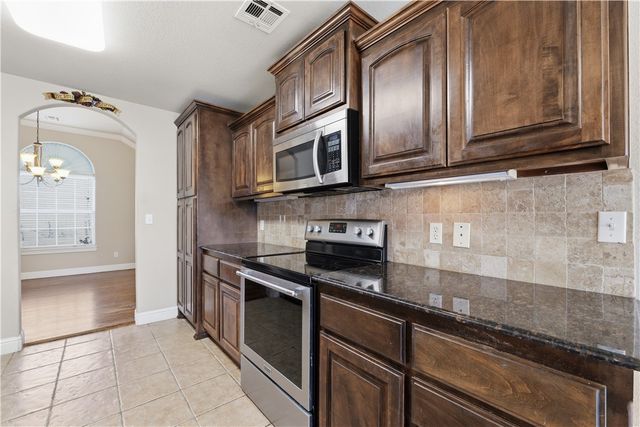 8750 Pageant Drive, Rogers, AR 72756