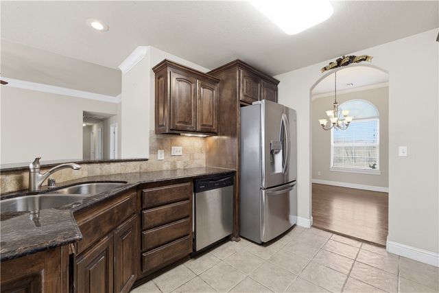 8750 Pageant Drive, Rogers, AR 72756