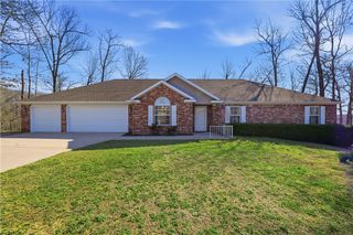 8750 Pageant Drive, Rogers, AR 72756