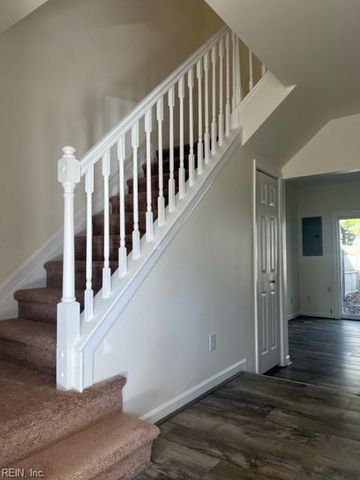 5382 Leicester CT, Virginia Beach, VA 23462