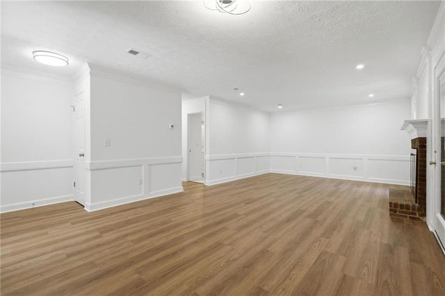 129 Sandalwood Cir, Lawrenceville, GA 30046