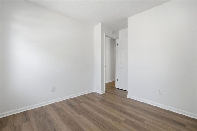 129 Sandalwood Cir, Lawrenceville, GA 30046
