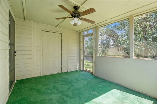 129 Sandalwood Cir, Lawrenceville, GA 30046