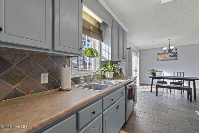 103 Mill Bluff Place, Pikeville, NC 27863