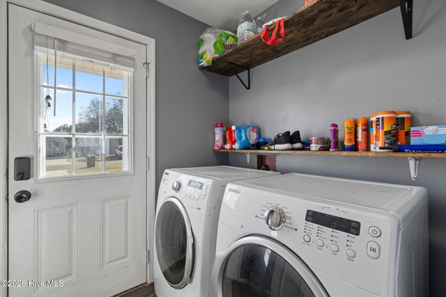 103 Mill Bluff Place, Pikeville, NC 27863