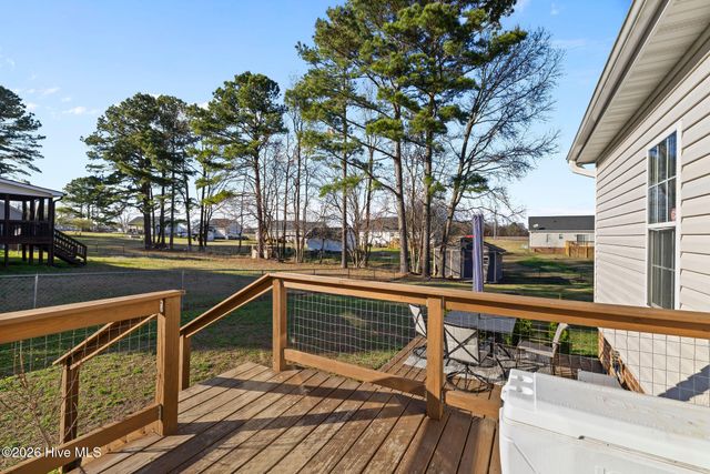 103 Mill Bluff Place, Pikeville, NC 27863